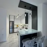 Golden Seaview Two Bedroom * Sarandë