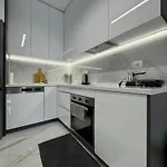 Golden Seaview Two Bedroom * Sarandë