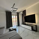 Golden Seaview Two Bedroom *