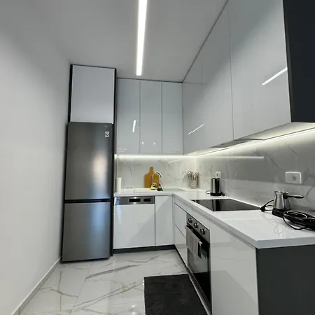 Golden Seaview Two Bedroom 公寓