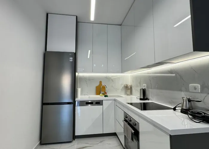 Golden Seaview Two Bedroom Apartament